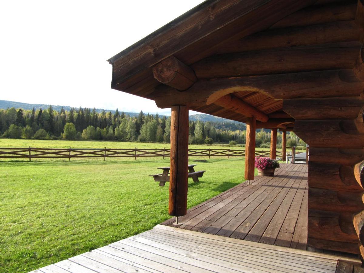Wells Gray Guest Ranch Otel Clearwater Dış mekan fotoğraf