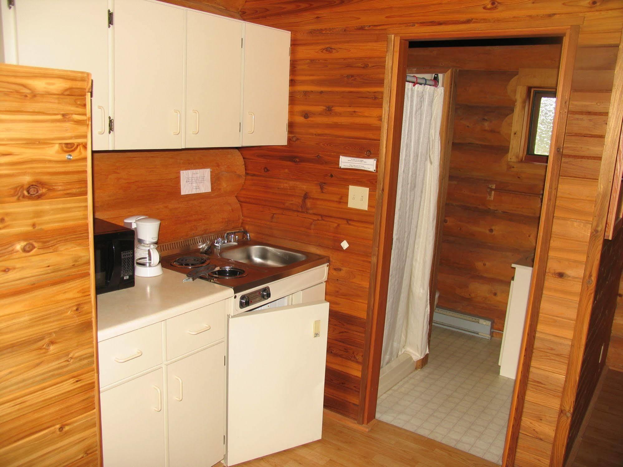 Wells Gray Guest Ranch Otel Clearwater Dış mekan fotoğraf